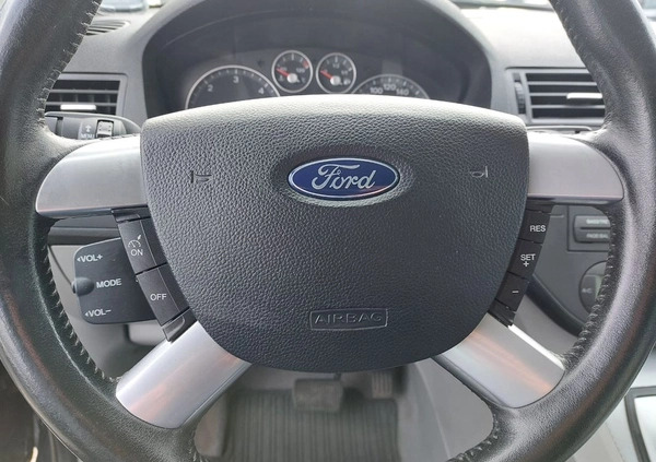 Ford Focus C-Max cena 5999 przebieg: 216000, rok produkcji 2005 z Krapkowice małe 137